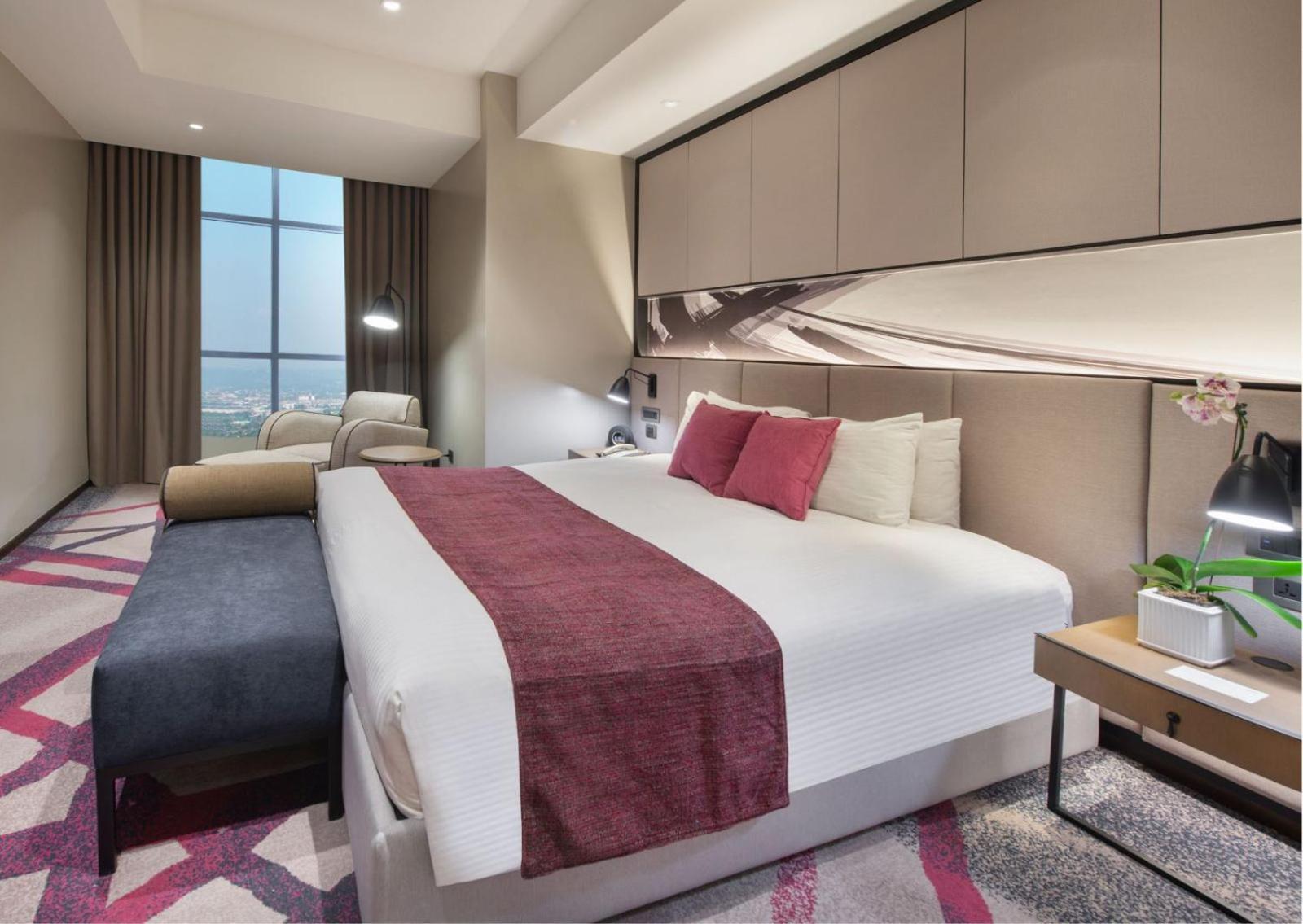 Hotel Crowne Plaza Manila Galleria By Ihg Pasig City