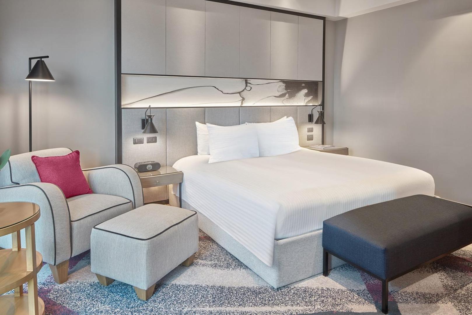 Crowne Plaza Manila Galleria By Ihg 5*