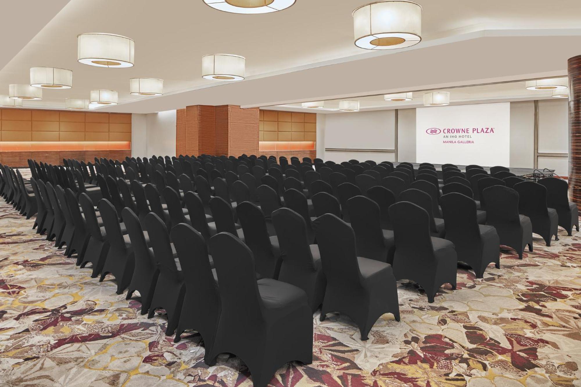 Crowne Plaza Manila Galleria By Ihg Hotel Pasig City