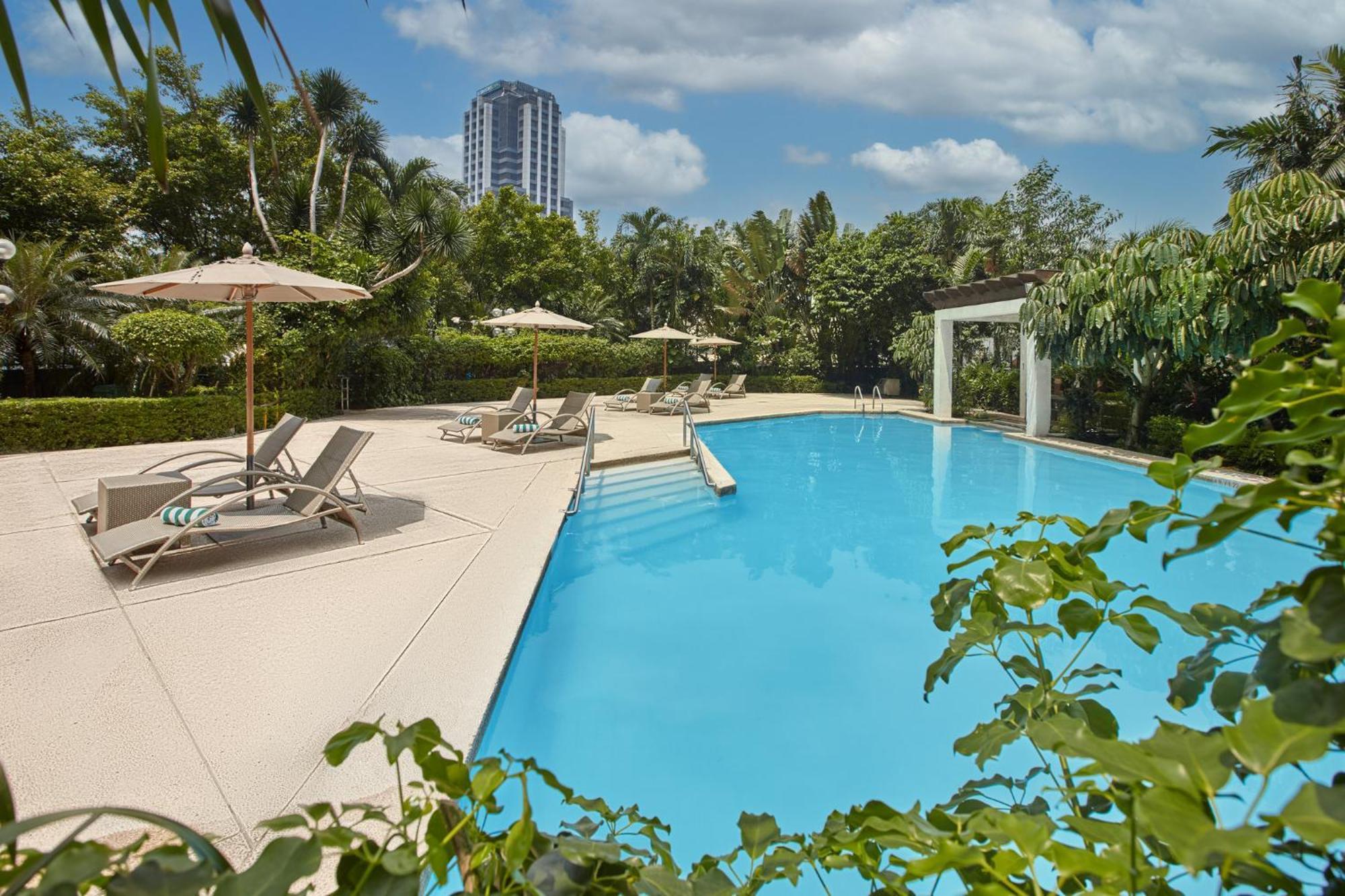 Crowne Plaza Manila Galleria By Ihg 5*