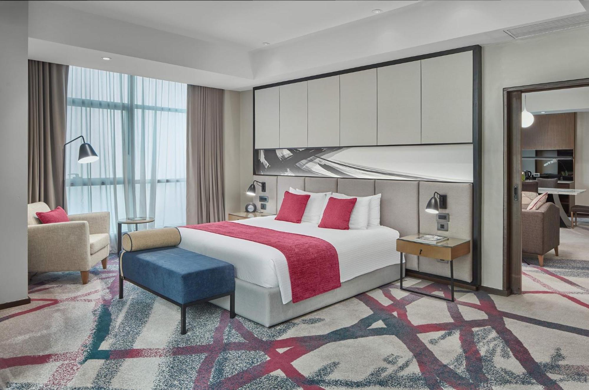 Crowne Plaza Manila Galleria By Ihg Hotel 5*