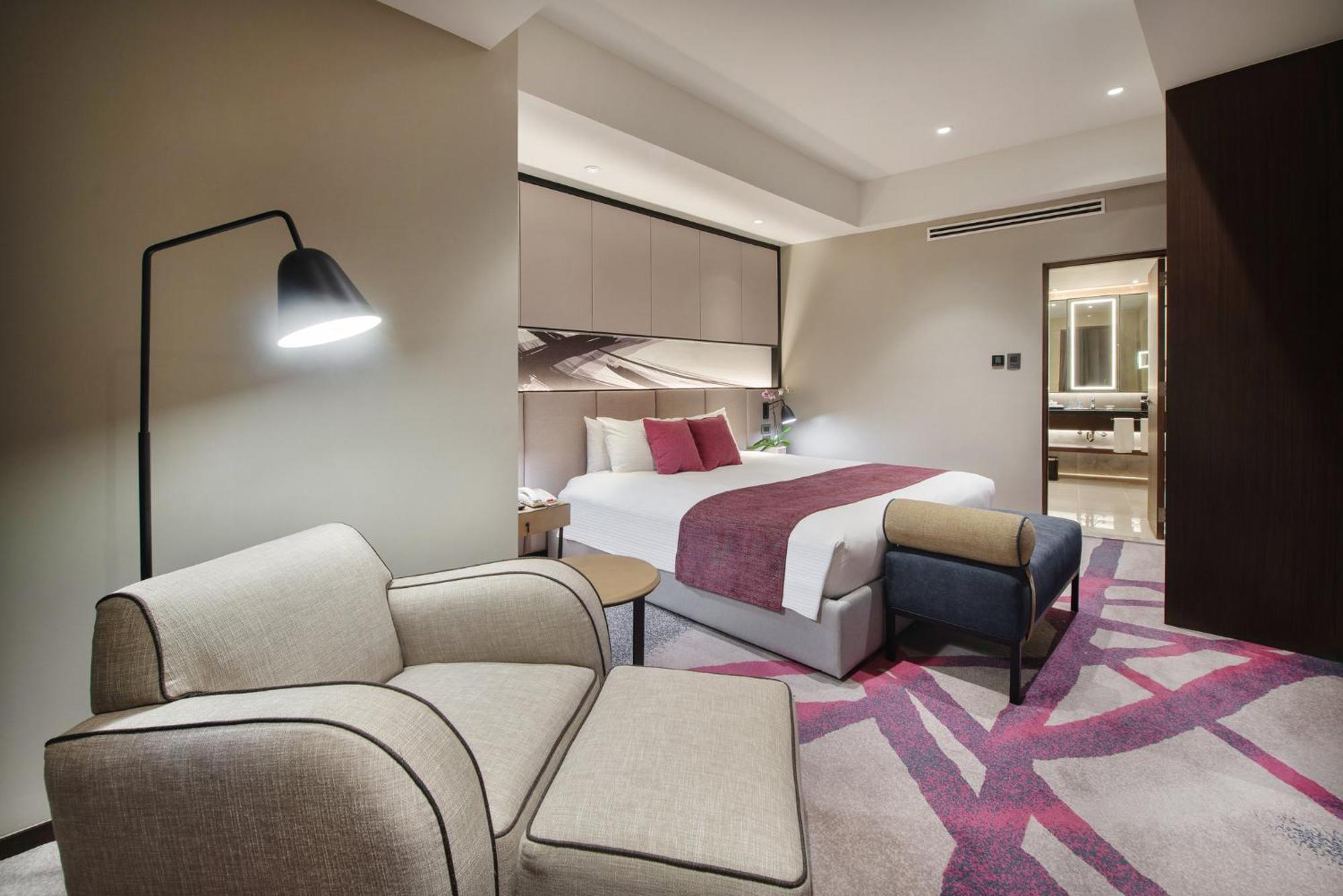 Crowne Plaza Manila Galleria By Ihg 5*